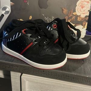 CJ runners boys size 9